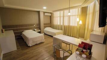 2 quartos, Wi-Fi de cortesia, roupa de cama