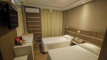 1 quarto, Wi-Fi de cortesia, roupa de cama