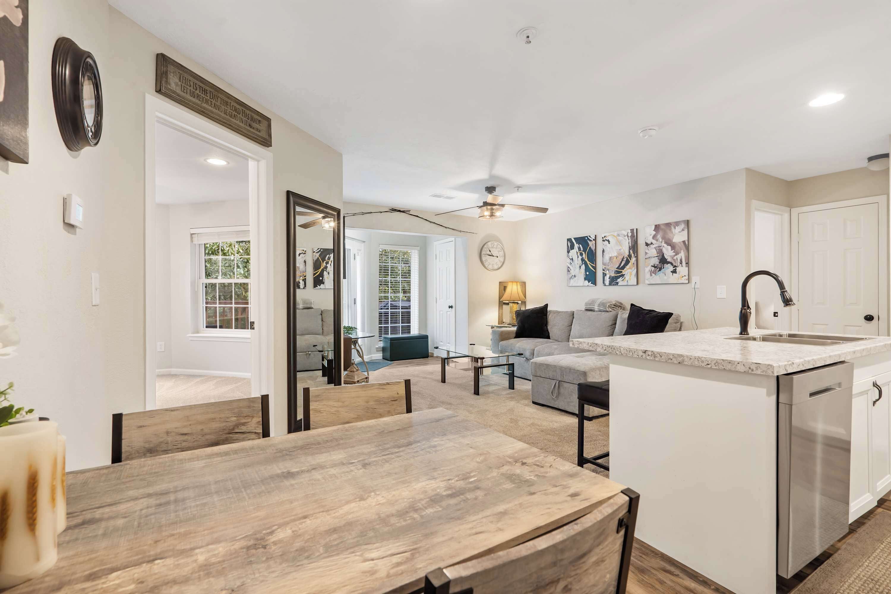 Condo, Multiple Beds, Balcony (Restful Retreat) | Living area