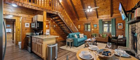 Smart TV, chimenea, videojuegos y libros