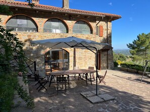 Outdoor dining - Tuscan private villa with pool (Toscana)
