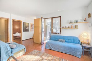 Family Apartment, Multiple Bedrooms (Appartamento Chez Mavi Cond Il Rio) | Living area - Appartamento Chez Mavi Cond Il (Sauze d'Oulx)