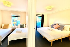 Iron/ironing board, free WiFi, bed sheets