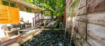 Luxury 4BR Stay with Swim Spa, Golf & Fireplaces