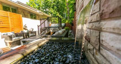 Luxury 4BR Stay with Swim Spa, Golf & Fireplaces