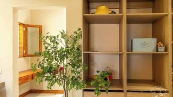 Room, 1 Bedroom, Accessible, Terrace | Interior