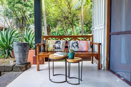 Room-serene Tamarindo Retreat With Share