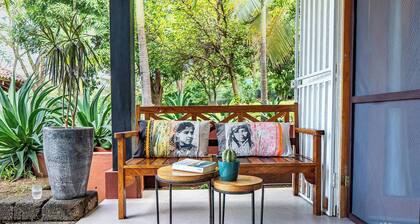 Room-serene Tamarindo Retreat With Share