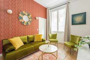 Apartment | Living area | 32-inch Smart TV with cable channels, Netflix, streaming services