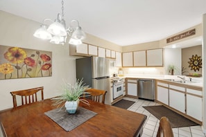 Appartement, Meerdere bedden, balkon, uitzicht op golfbaan (Fairway Retreat) | Privékeuken