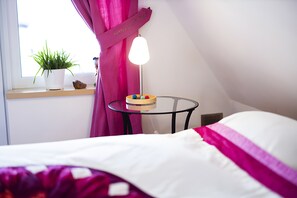 Bügeleisen/Bügelbrett, WLAN, Bettwäsche