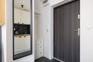 Interior - Betonowa 4 Czeladź | Brick Cozy Apartment | Remote Work (Czeladź)