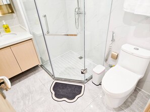 House, 1 Bedroom, Accessible, Private Pool | Bathroom
