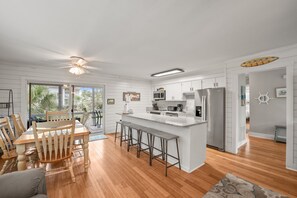 Micro-ondas, fogão, cooktop, lava-louças