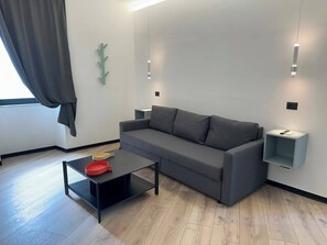 Living area - Right in the heart of Naples, just a stone's throw from the Mostra d'Oltremare and the stadium, (Napoli)