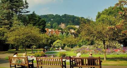 Free parking | 7 beds | Contractor & Large groups