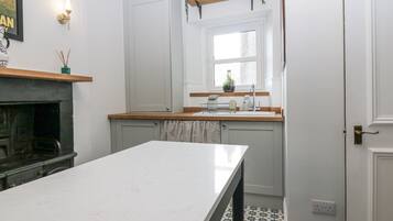 Lavavajillas y utensilios de cocina