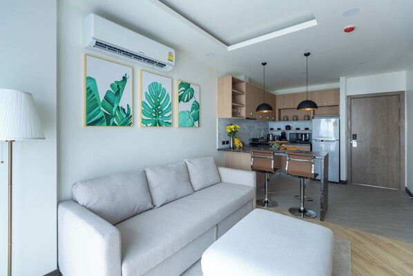 Living area - New One beroom apartment with sea view 406 (Phuket)