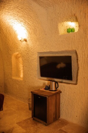 Suite Deluks | Meja kerja, ruang kerja ramah laptop, dan Wi-Fi gratis