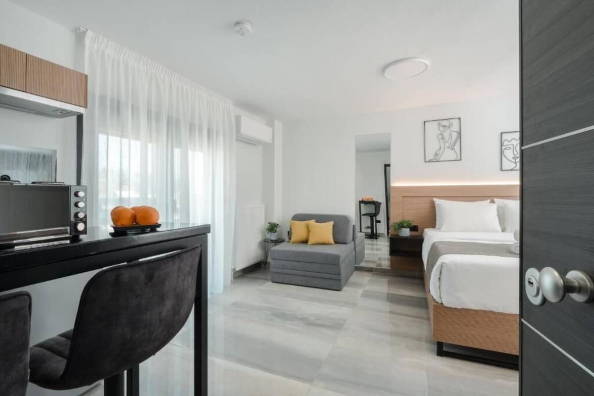 شقة إستديو واسعة | مكواة/لوح كي وواي فاي مجانًا