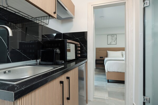 Leilighet – deluxe | Eget kjøkken | Minikjøleskap, ovn, kokeplater og espressomaskin