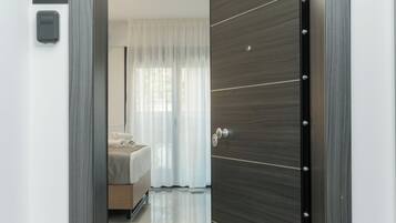 Family Studio | Iron/ironing board, free WiFi