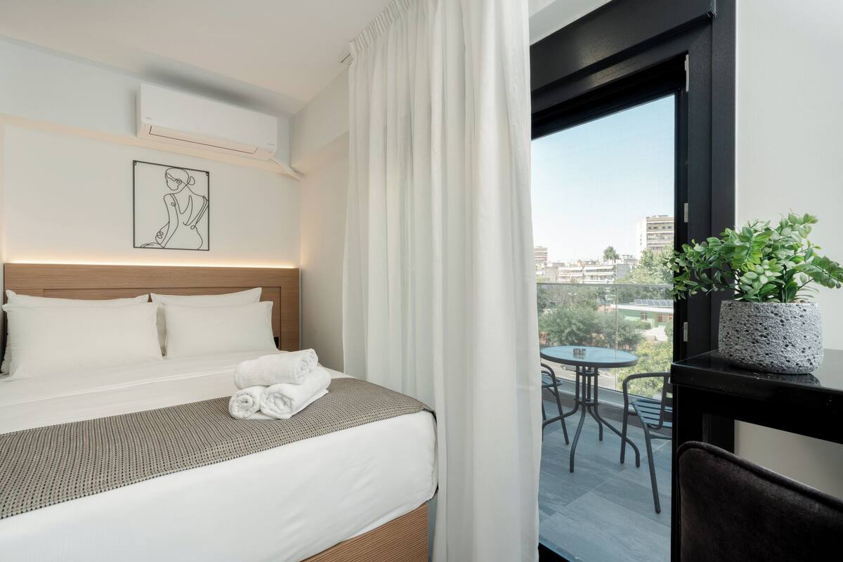 شقة إستديو عادية | مكواة/لوح كي وواي فاي مجانًا