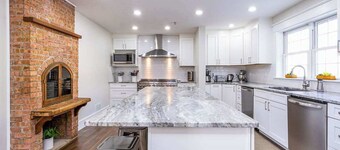 The Inn at Beulah Beach on Crystal Lake