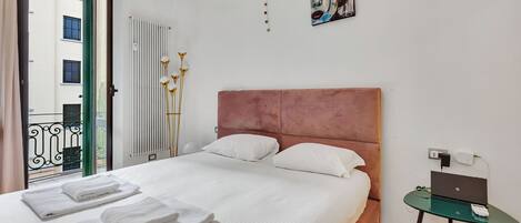 1 bedroom, iron/ironing board, free WiFi, bed sheets