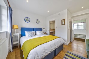 7 soverom, strykejern/-brett, reiseseng for barn og wi-fi (inkludert)