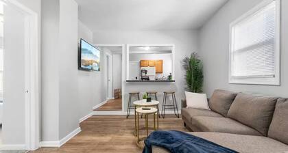 Little Italy · Family Suite · 4 TVs · Bunk Beds