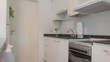 Microwave, coffee/tea maker, toaster, cookware/dishes/utensils