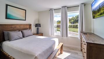 Escrivaninha, Wi-Fi de cortesia, roupa de cama