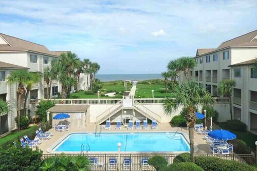 Perfect located ocean front efficiency.