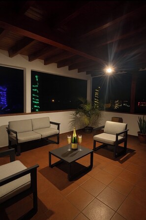 Property grounds - House With Private Terrace, Sunsets and Barbeque (Arona)