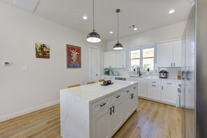 Fridge, microwave, dishwasher, toaster