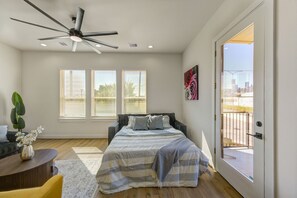 3 bedrooms, iron/ironing board, WiFi, bed sheets