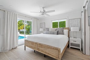 4 室のベッドルーム、アイロン / アイロン台、旅行用ベビーベッド、WiFi (無料)