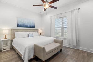 Talo, useita sänkyjä (The Peach at the Beach at Summer Salt) | 3 makuuhuonetta