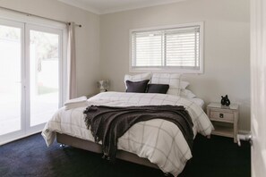 5 多间卧室、熨斗/熨衣板、WiFi、床单