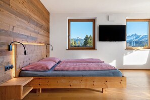1 bedroom, WiFi, bed sheets, wheelchair access