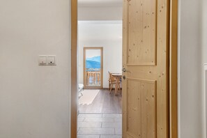 Interior - Apartment 'Zolerhof Edelweiß' with Mountain View, Shared Terrace and Wi-Fi (Feldthurns)