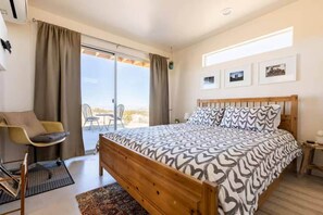 WiFi - Motel California Midcentury Desert Stargazing Escape on 5 Acres (Homestead Valley)