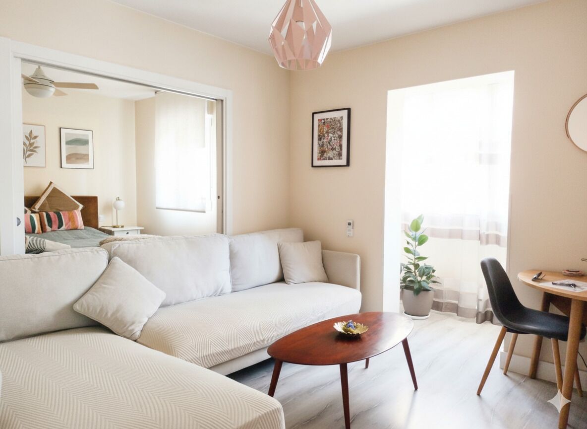 Una Smart TV, libros