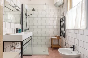 Apartment, 1 Schlafzimmer | Badezimmer