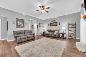 Téléviseur connecté, foyer