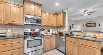 Cozy 3-bedroom home in the heart of Siloam Springs, AR