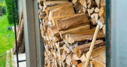 Vacation Home in Tubize with Garden and Jacuzzi