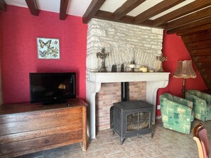 Interior - Holiday Home 'Chez Pauline' with Private Garden (Massangis)