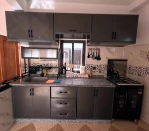 Four, plaque de cuisson